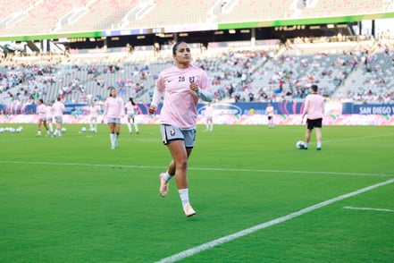Angel City Football Club Agrees to Loan Midfielder Lily Nabet to Gainbridge Super League Team Fort Lauderdale United FC