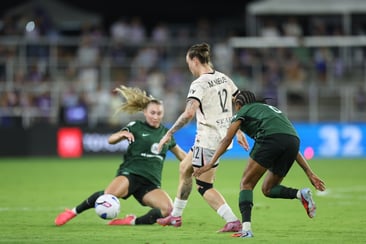 Angel City FC Hosts Racing Louisville FC Seeking Fourth Straight Victory