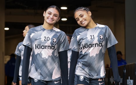 Alyssa and Gisele Thompson's Re-signing Makes a Statement