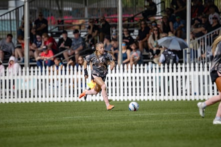 Angel City and Defender Savy King Agree to Two-Year Extension
