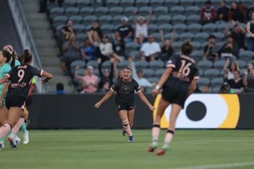 Angel City FC Defeats Kansas City in Thrilling Midweek Matchup