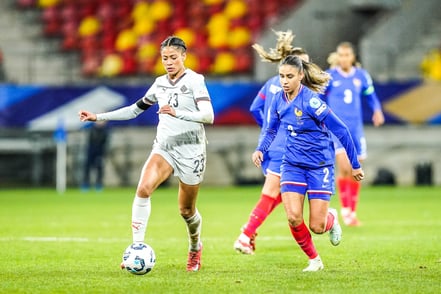 Angel City Signs Icelandic International Sveindís Jónsdóttir