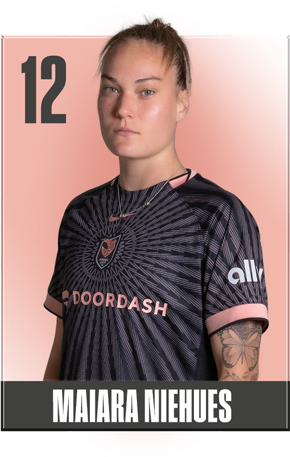 Maiara Niehues #12