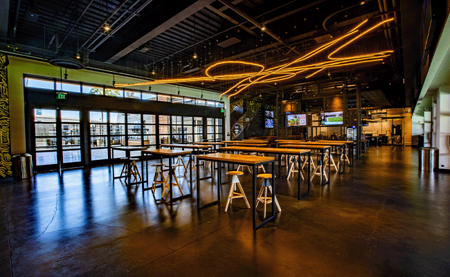 Premium_Figueroa Club Food Bev_20240818_BMOStadium_650x400