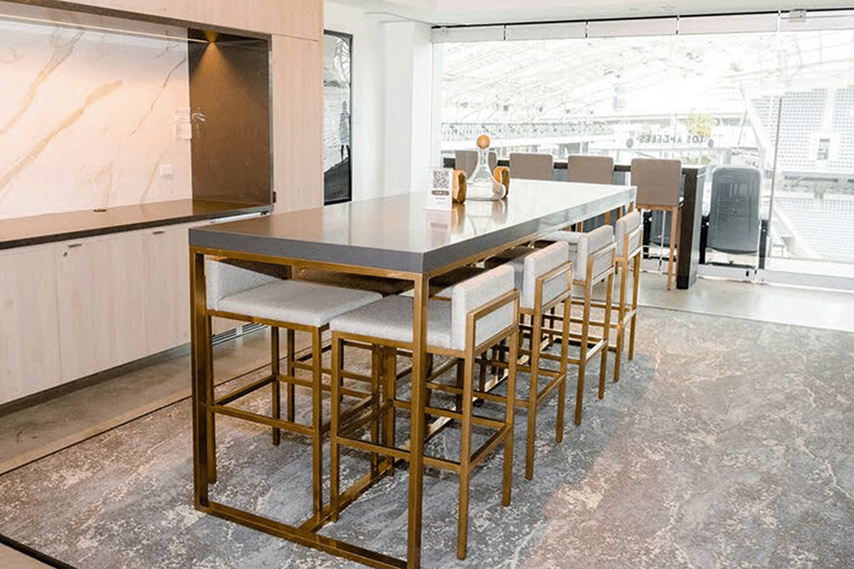 Premium_Founders Suite High Tables