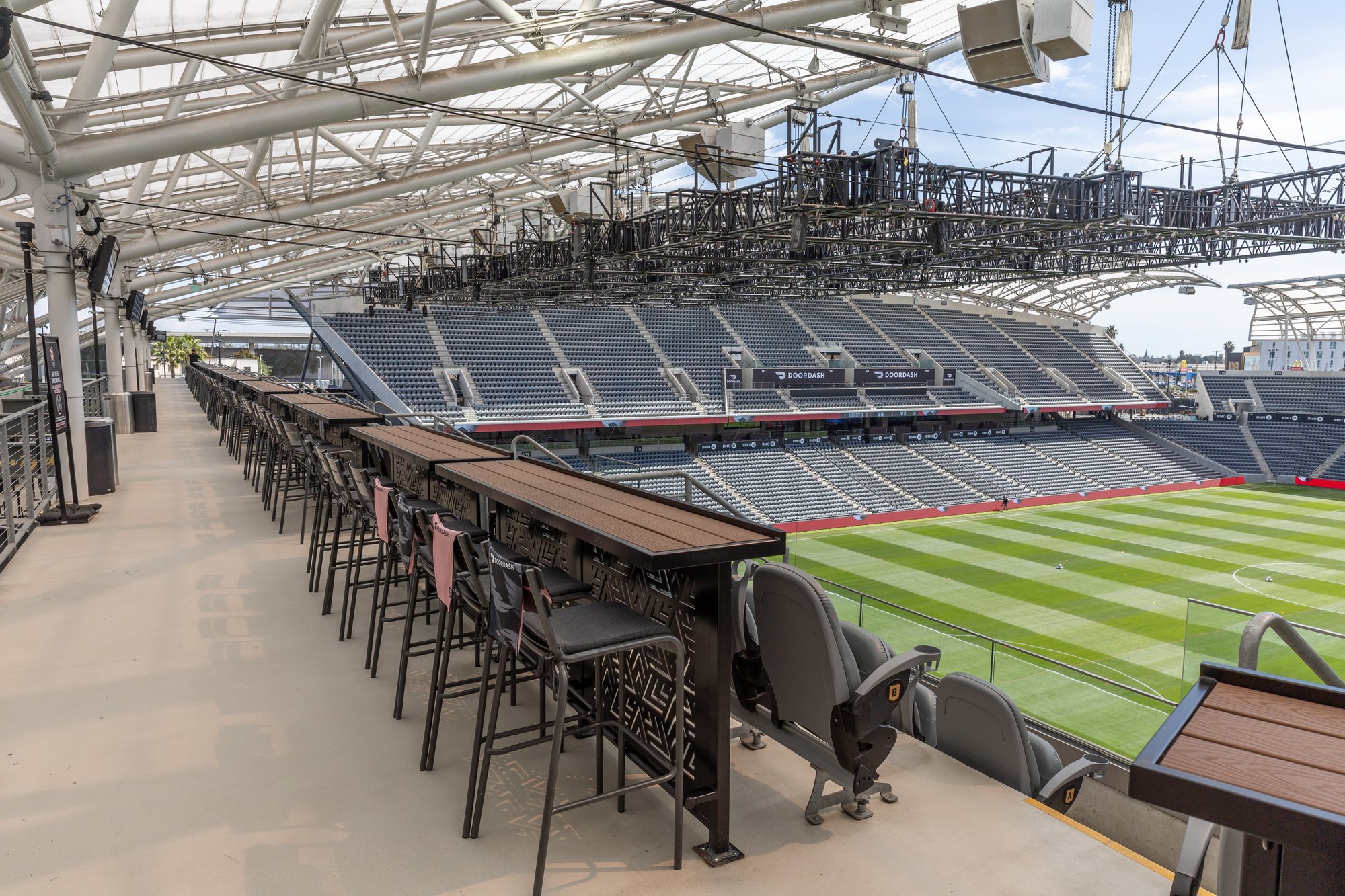 North End Seats_Premium Field View1