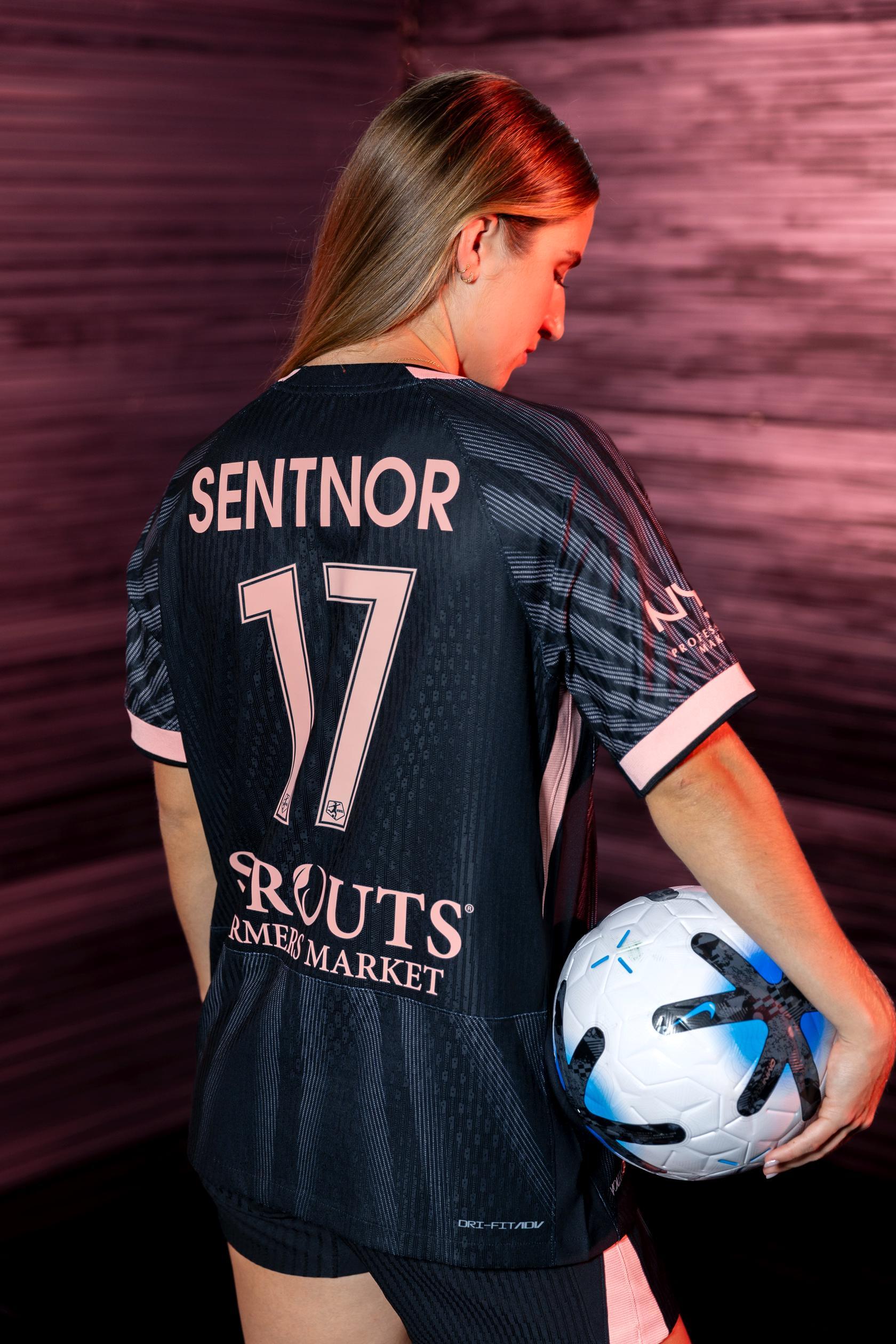 Sentnor #17 Jersey